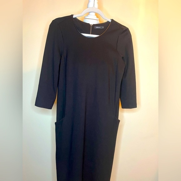 ⭐️ Reitman's black dress with pockets- size small - Picture 9 of 13